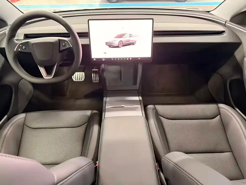 Tesla Model 3 — фото 5