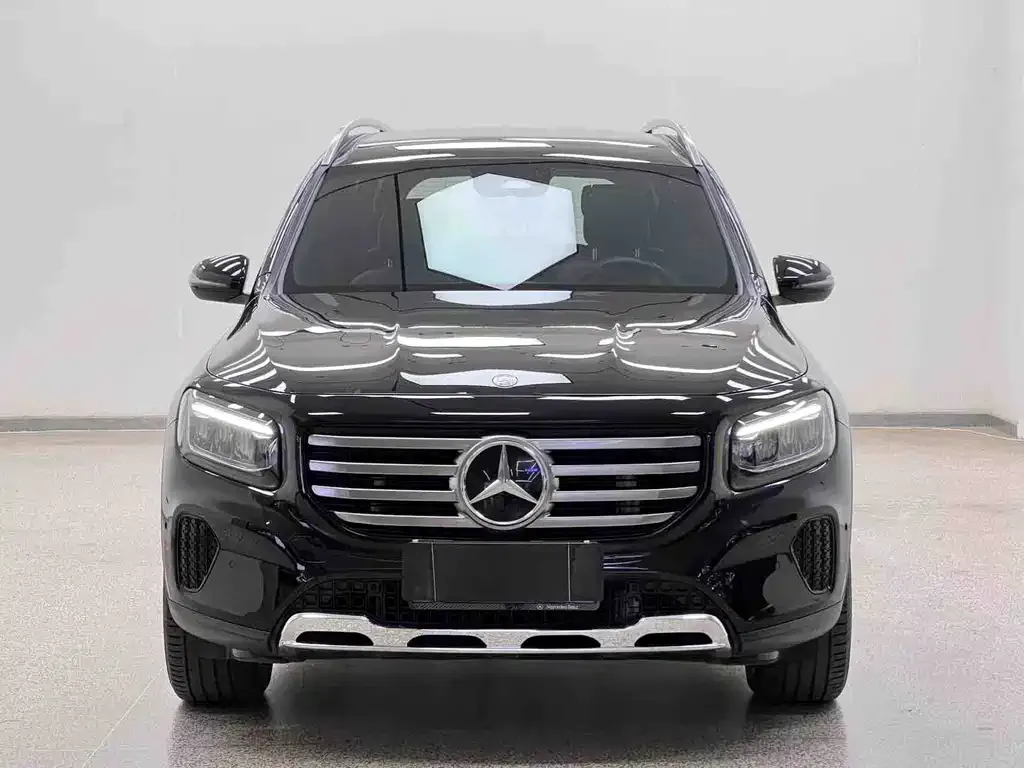 Mercedes-Benz GLB — фото 3