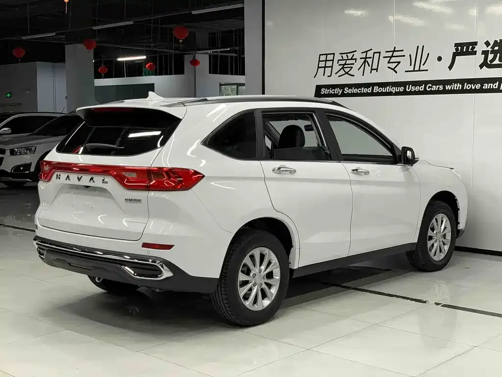Haval M6 — фото 5