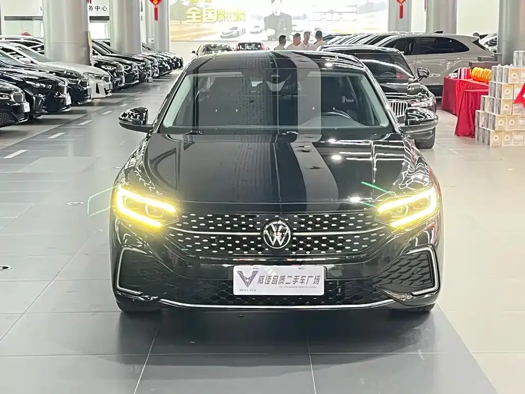 Volkswagen Passat — фото 4