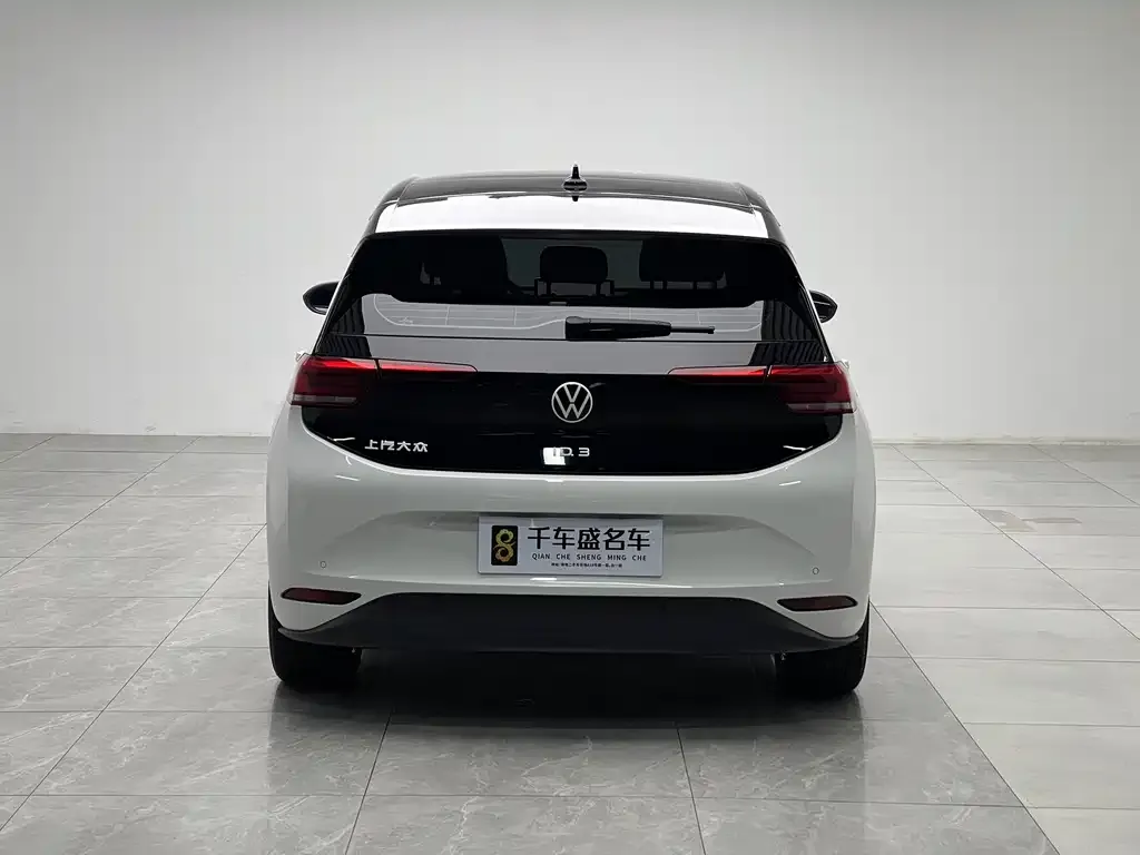 Volkswagen ID.3 — фото 3