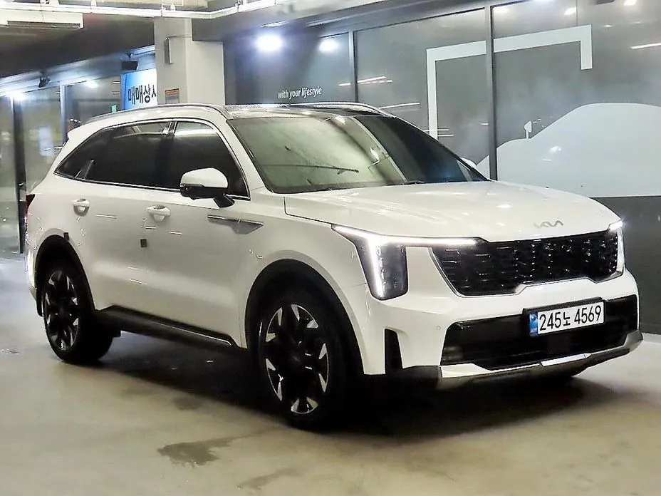Kia Sorento — фото 1
