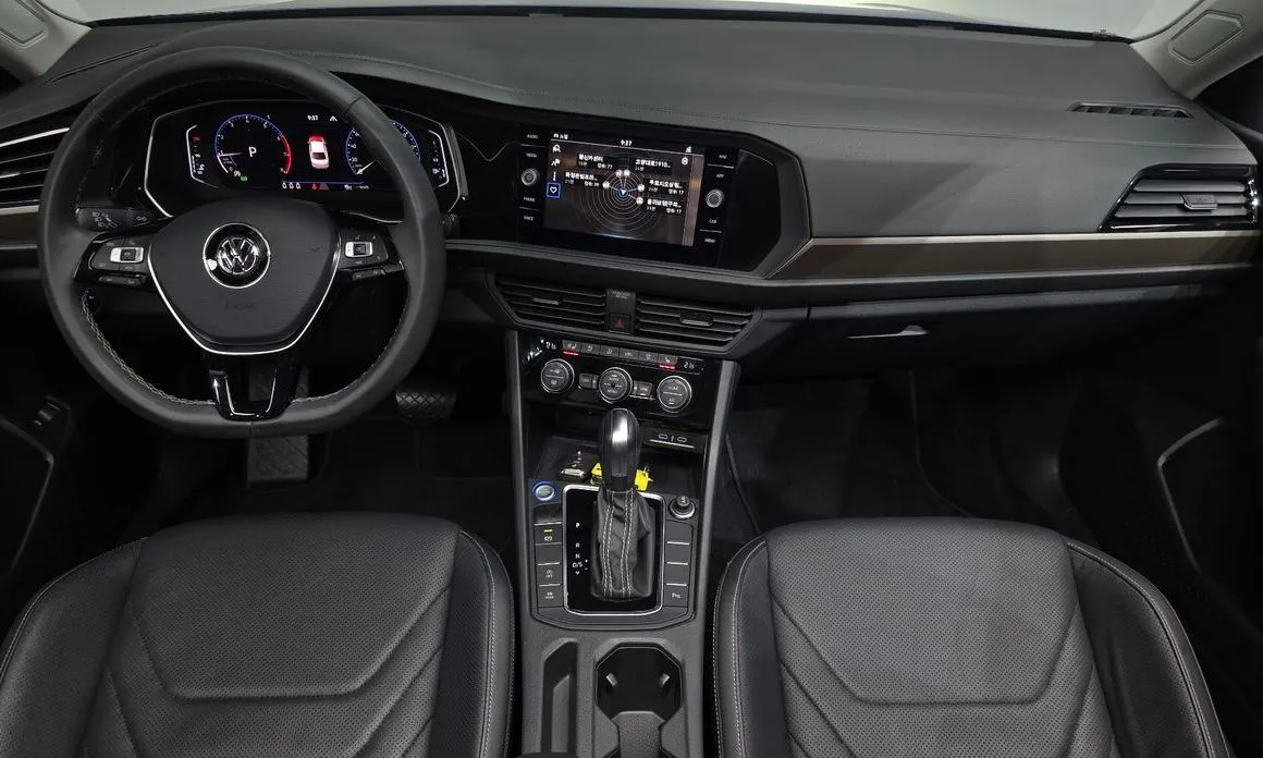 Volkswagen Jetta 2021 из KR, фото 10