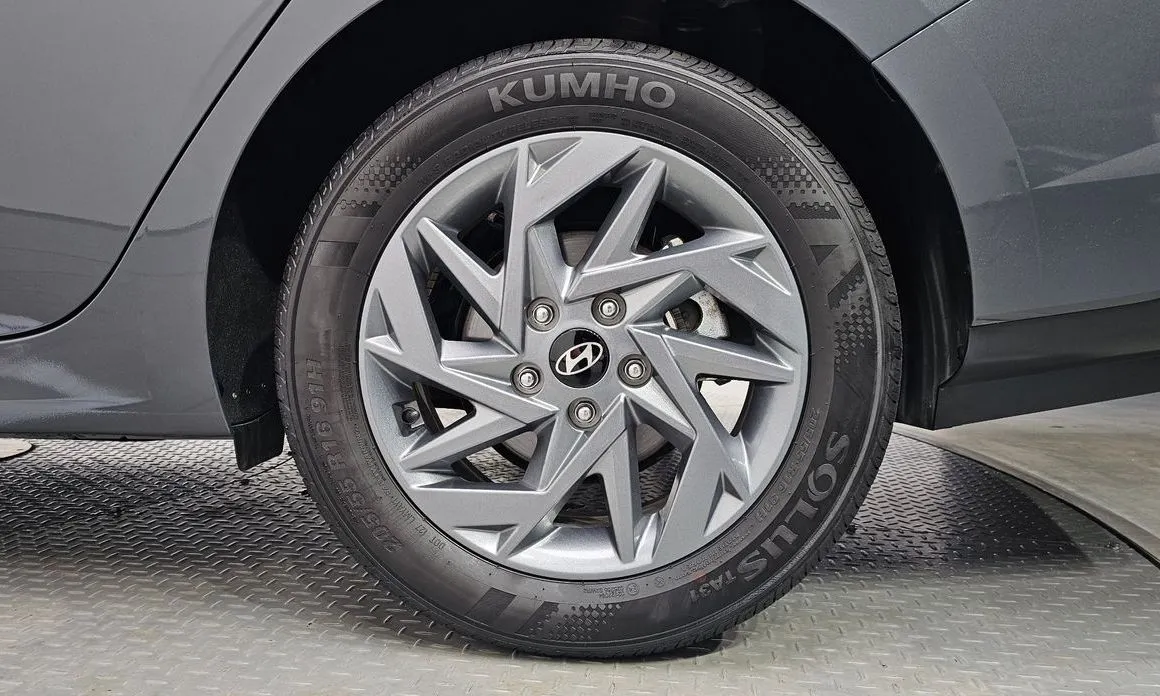 Hyundai AVANTE — фото 6