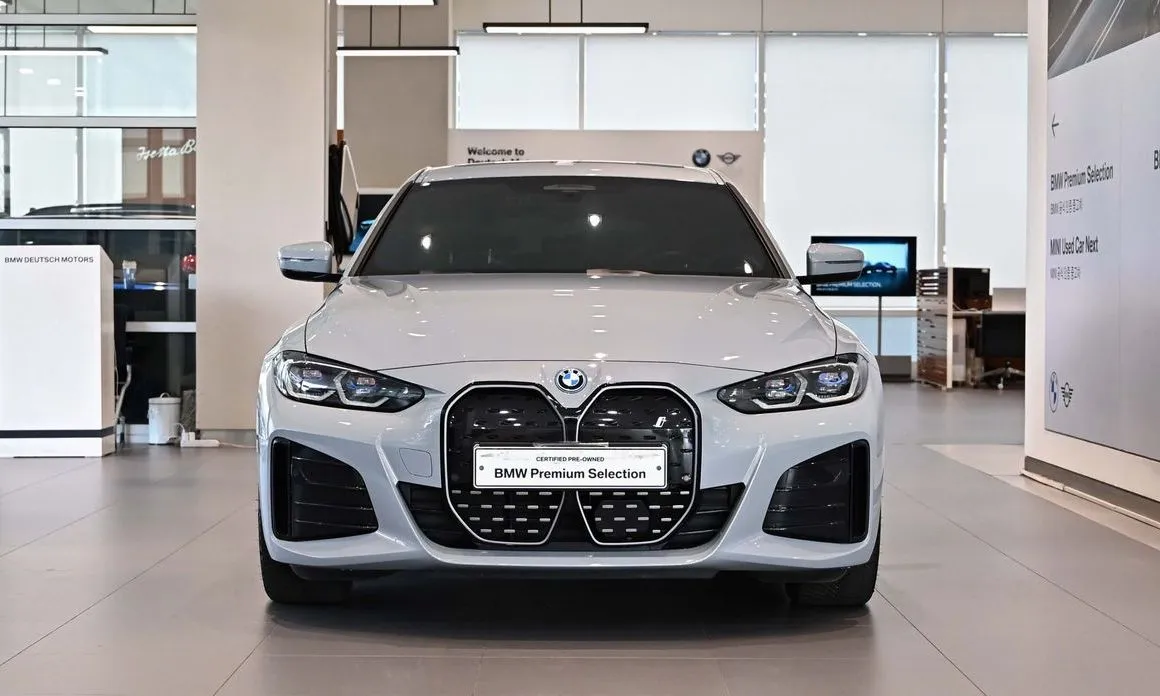 BMW i4 2024 из KR, фото 2
