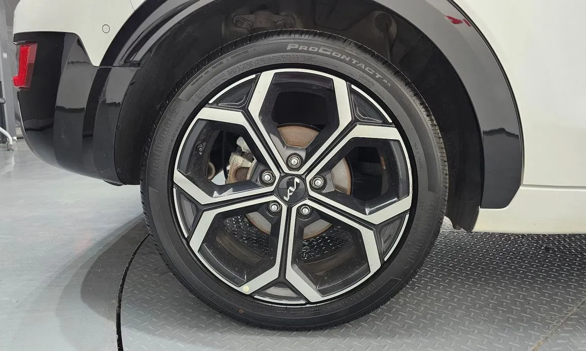 Kia Niro — фото 10