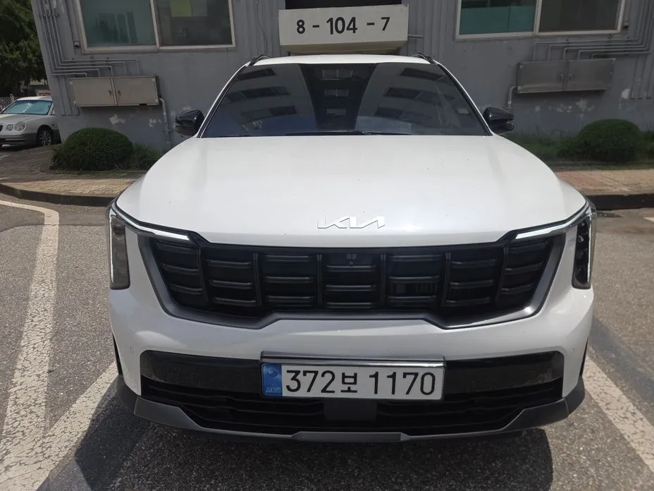 Kia Sorento — фото 1