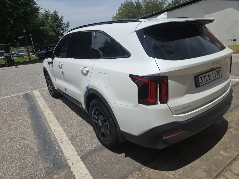 Kia Sorento — фото 8