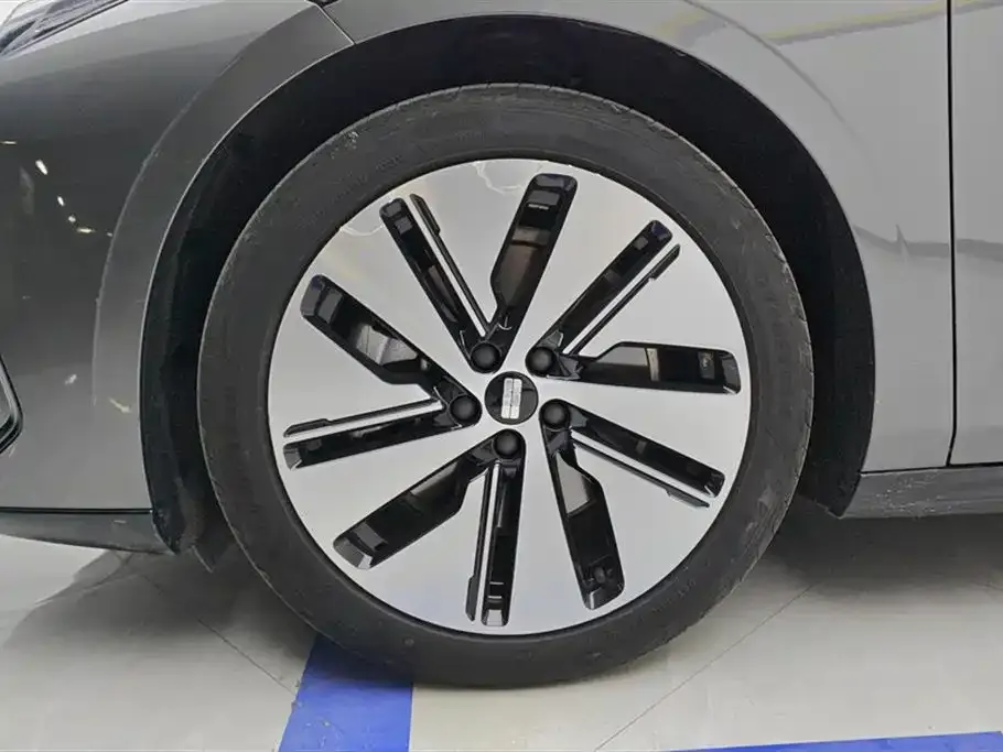 Geely Galaxy E8 2024 из CN, фото 10