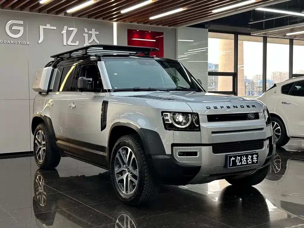 Land Rover Defender — фото 10