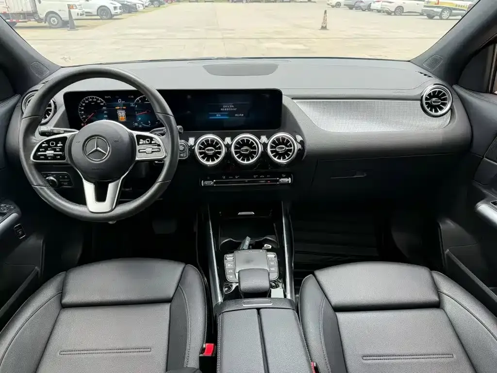 Mercedes-Benz GLA — фото 3