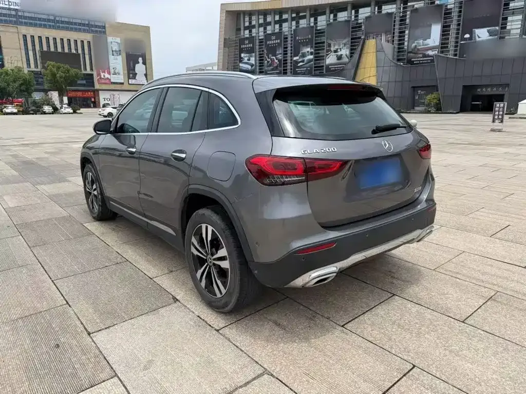 Mercedes-Benz GLA — фото 8