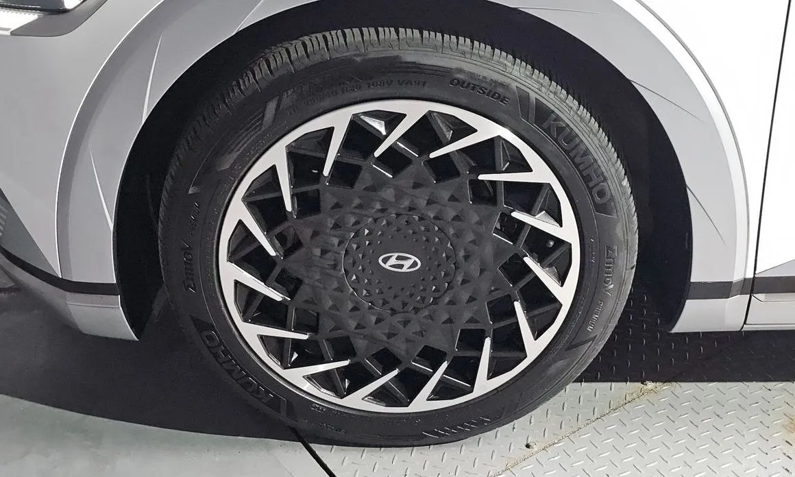 Hyundai Ioniq5 — фото 8