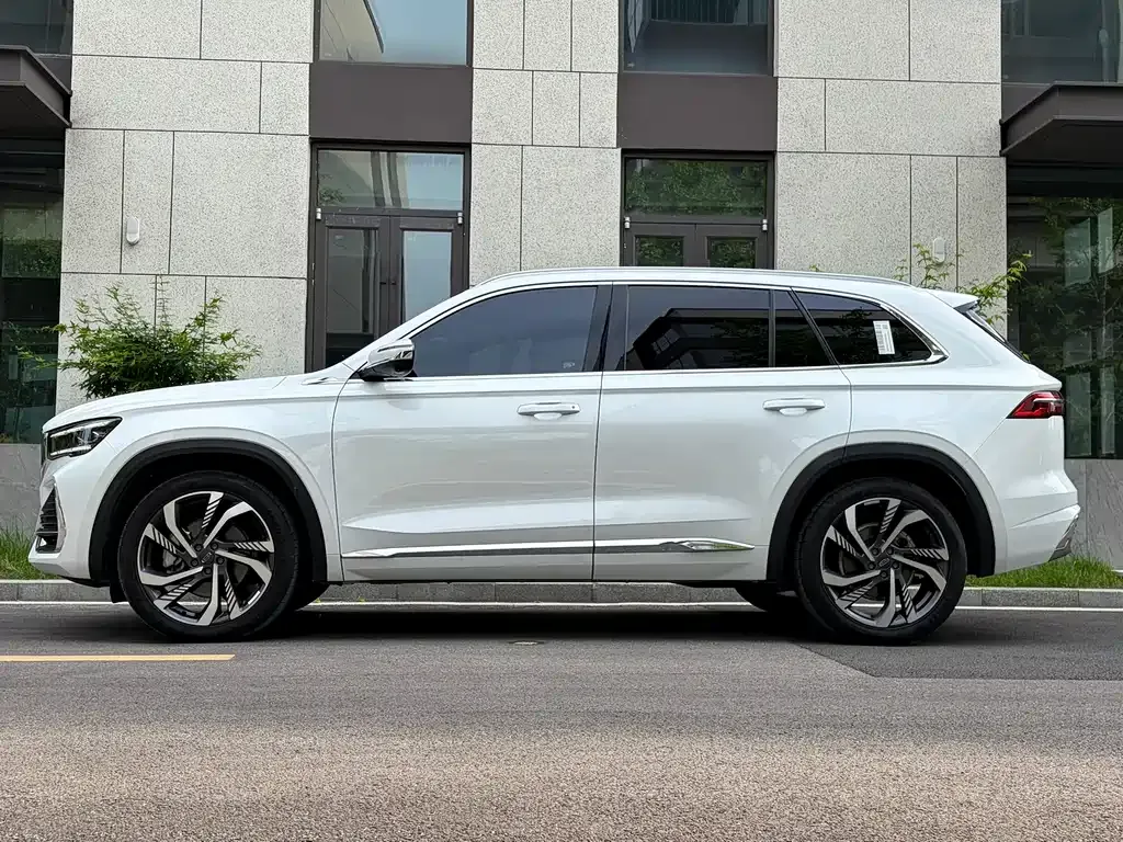 Geely Xingyue L — фото 10