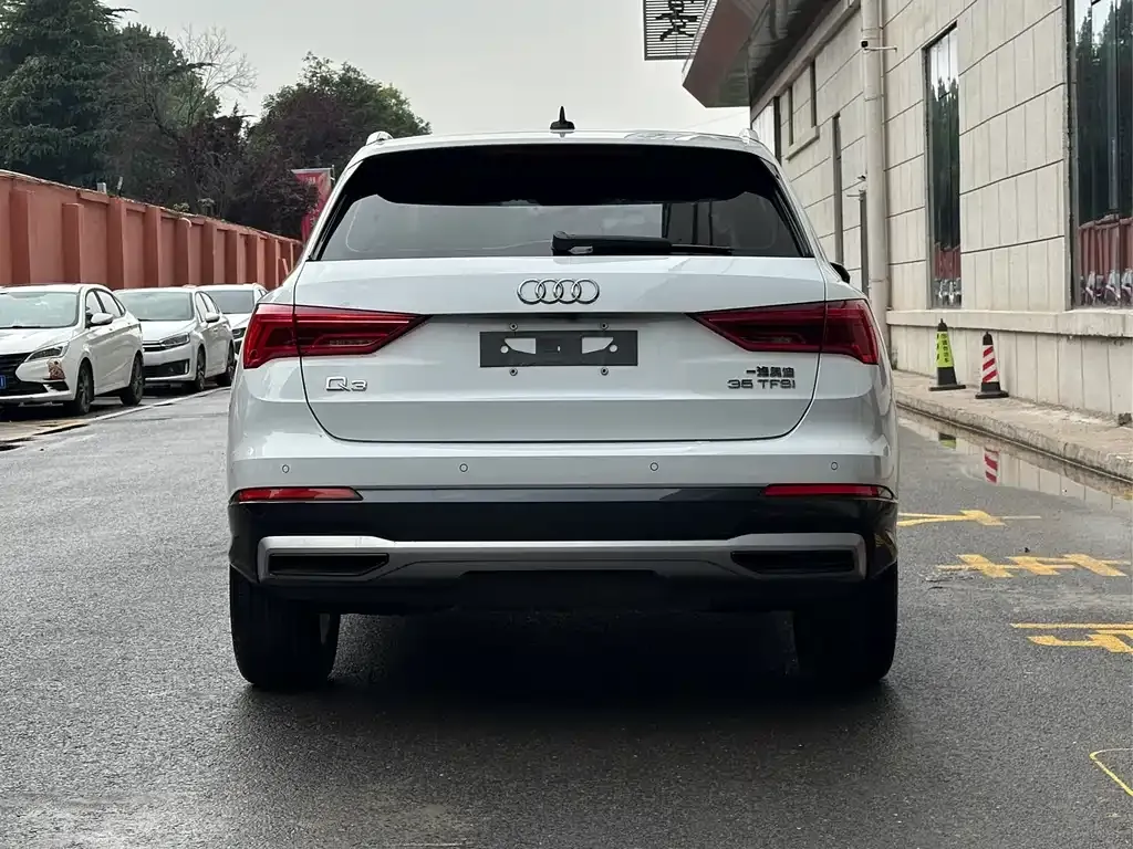 Audi Q3 — фото 4