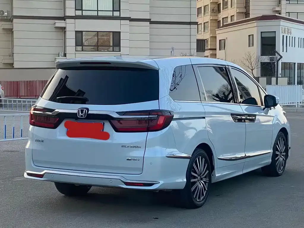Honda Elysion — фото 2