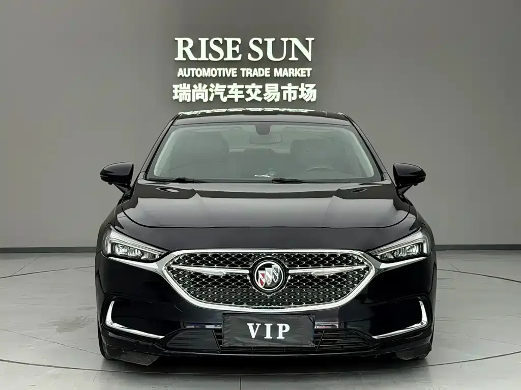 Buick LaCrosse — фото 6