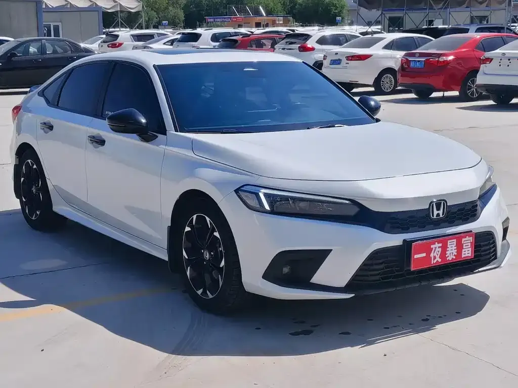 Honda Civic — фото 7