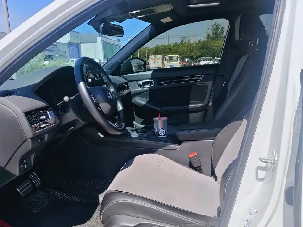 Honda Civic — фото 6