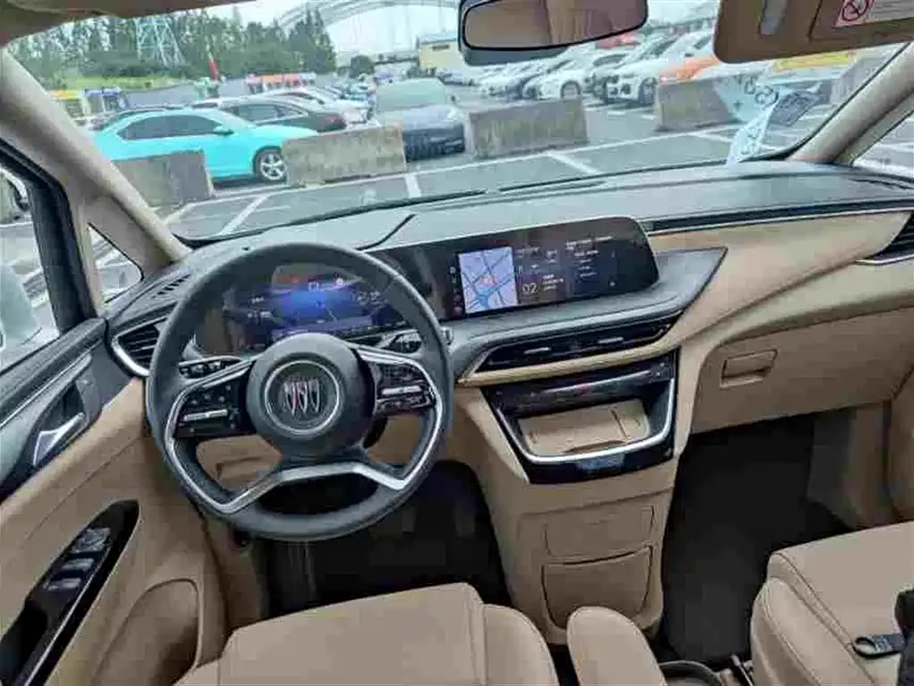 Buick GL8 Hybrid — фото 10