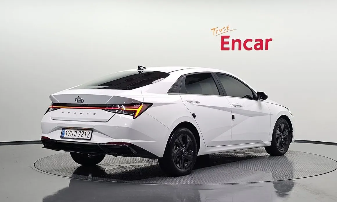 Hyundai AVANTE — фото 9