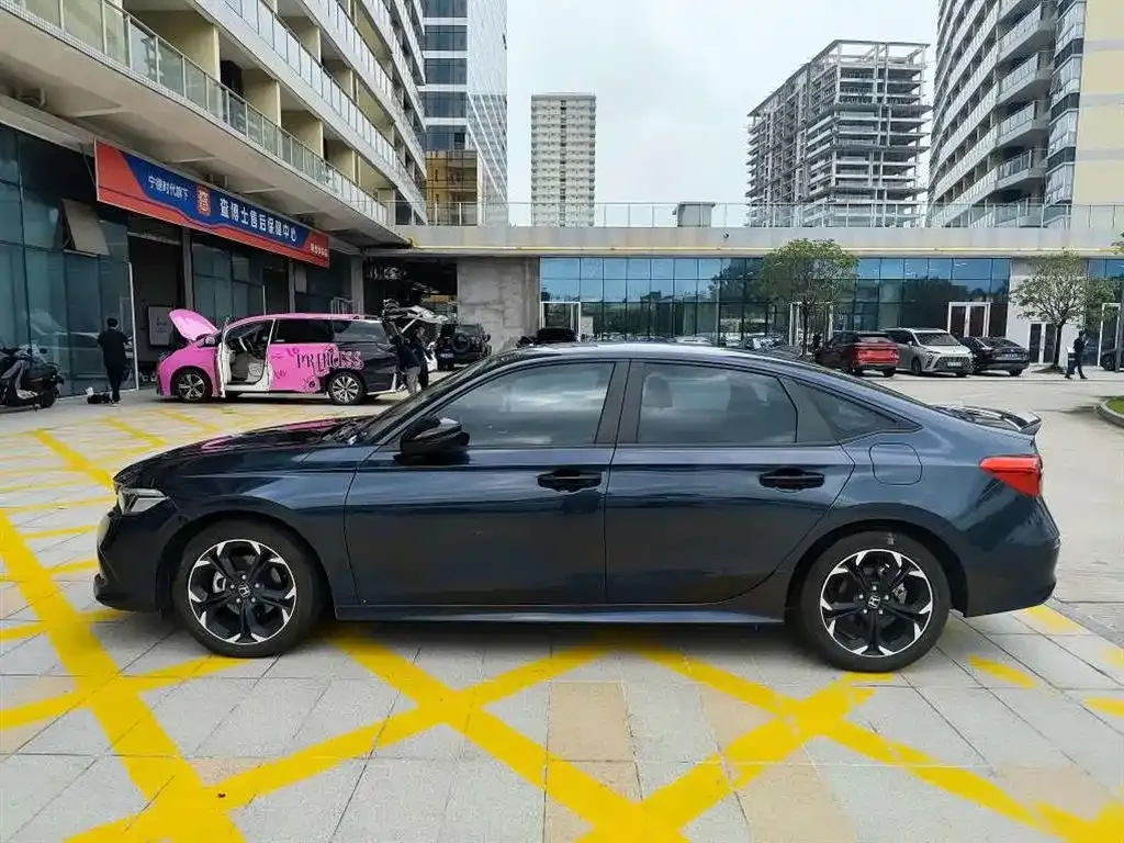 Honda Civic — фото 6