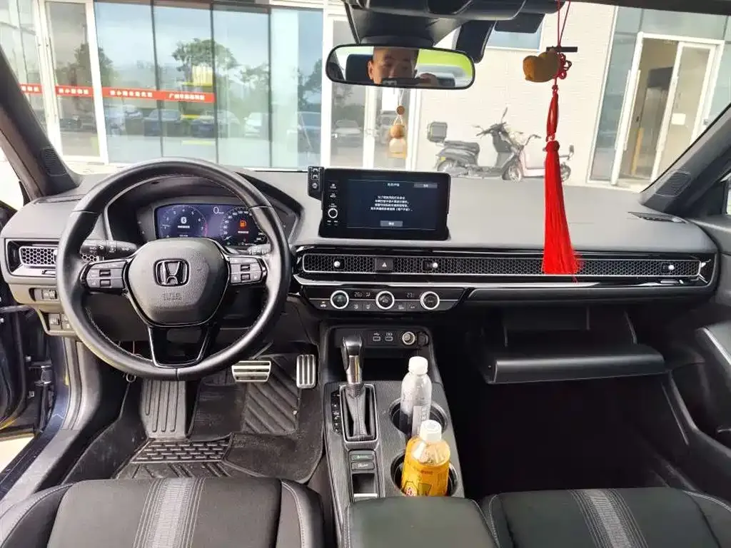 Honda Civic — фото 7
