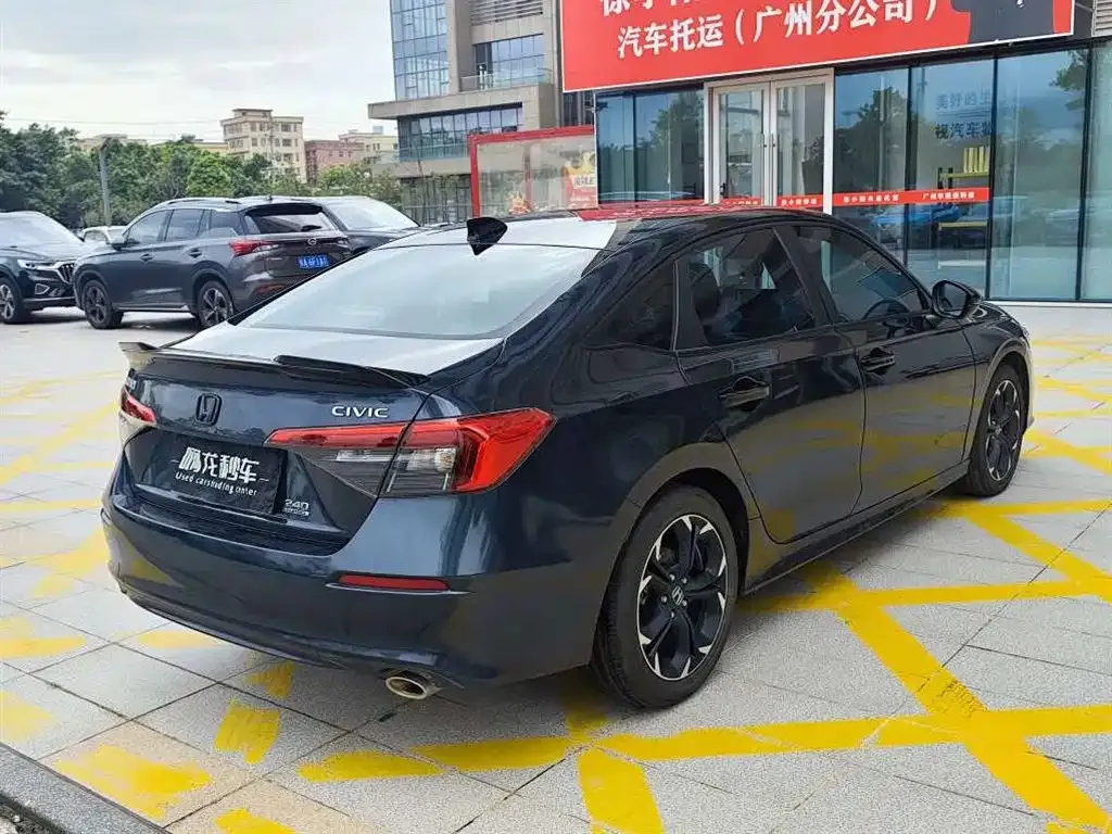 Honda Civic — фото 3