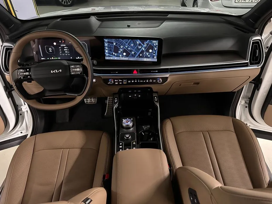 Kia Sorento — фото 9