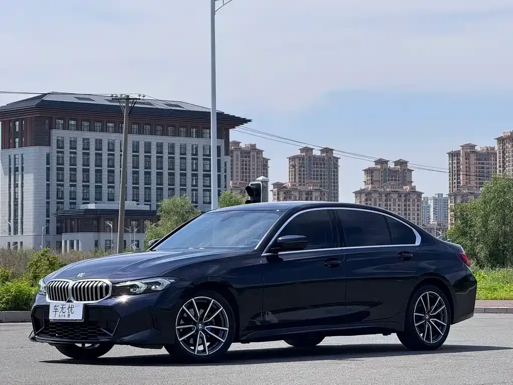 BMW 3 Series — фото 1
