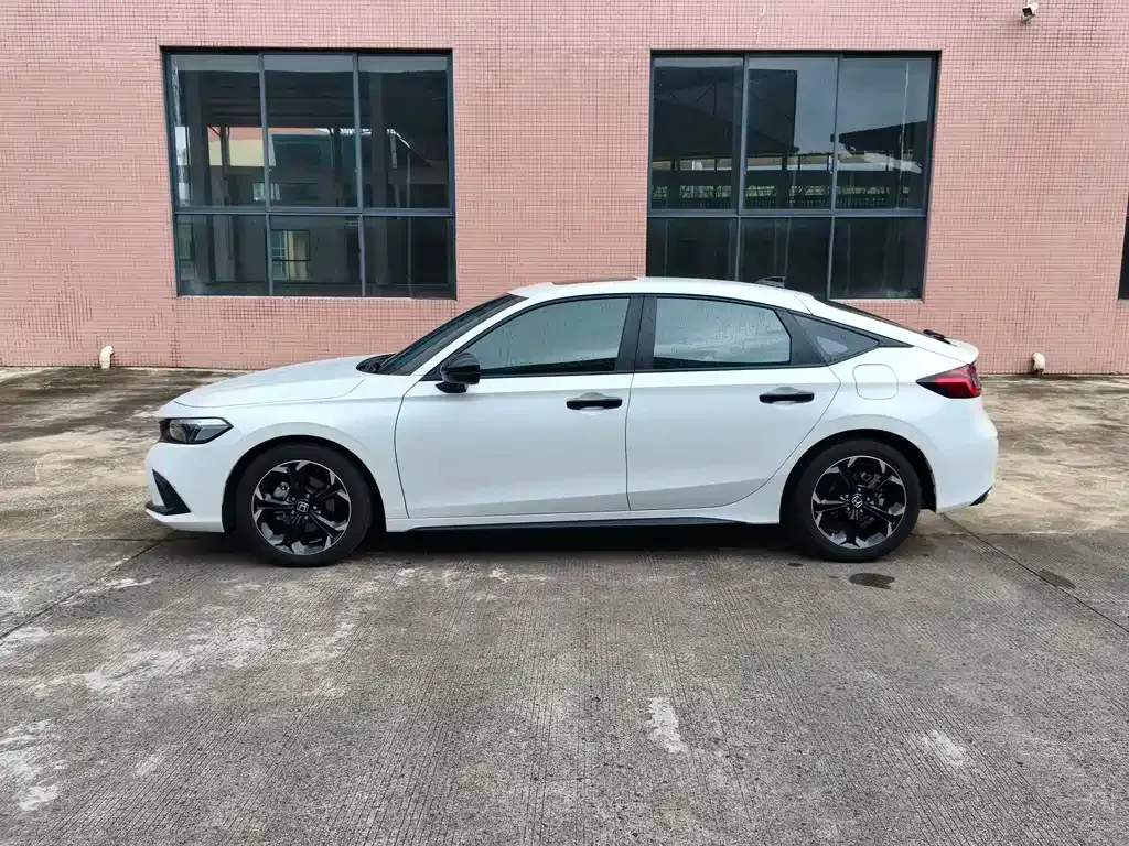 Honda Civic — фото 8