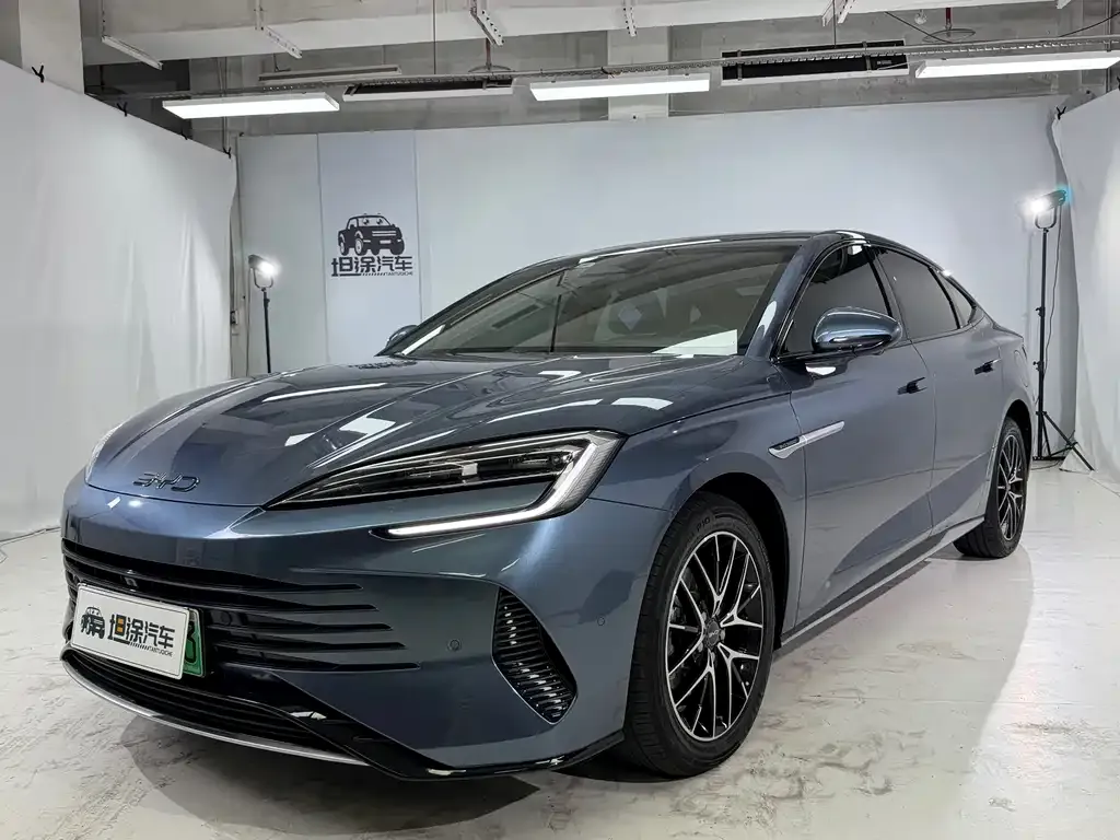 BYD Seal 07 DM-i — фото 1