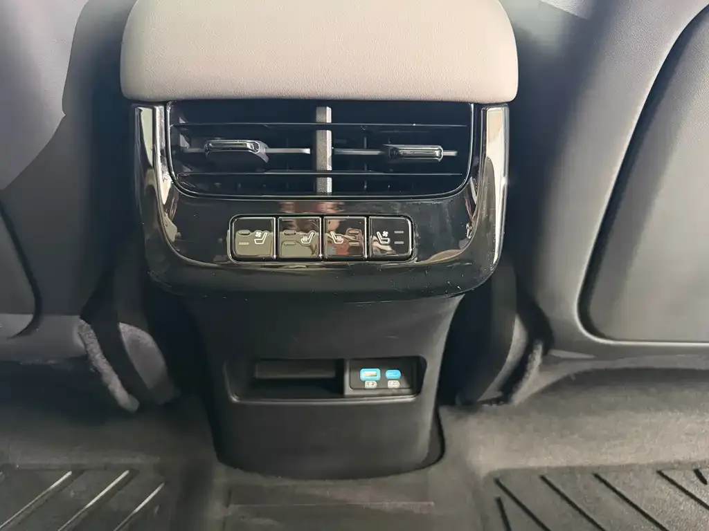 BYD Seal 07 DM-i — фото 2