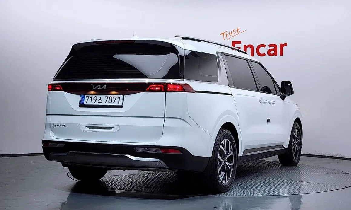 Kia Carnival 2023 из KR, фото 9