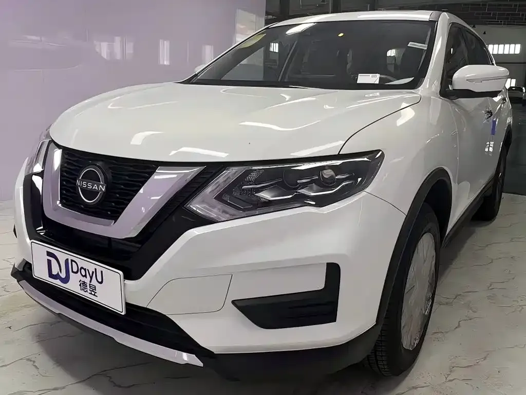 Nissan X-Trail — фото 1