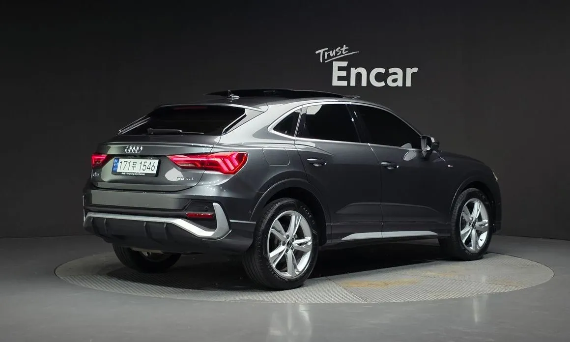 Audi Q3 2023 из KR, фото 4