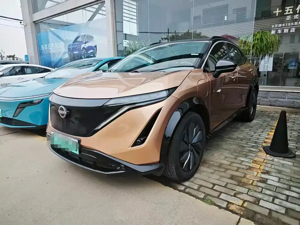 Nissan Ariya — фото 1
