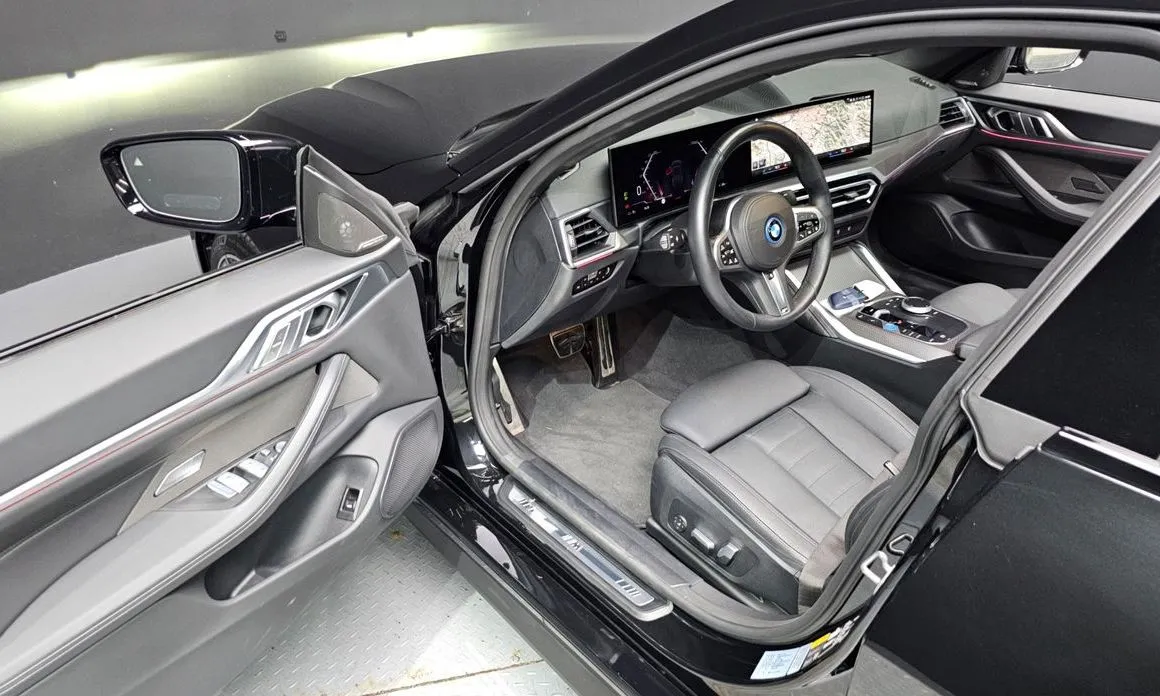 BMW i4 — фото 4