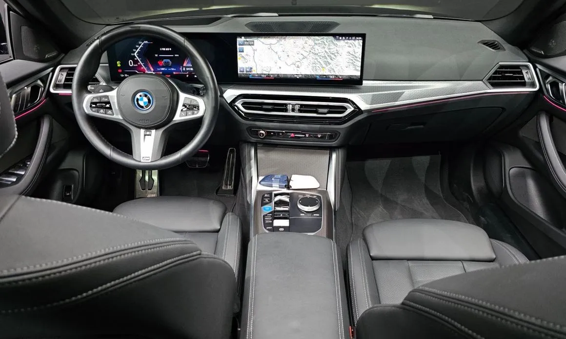 BMW i4 — фото 8