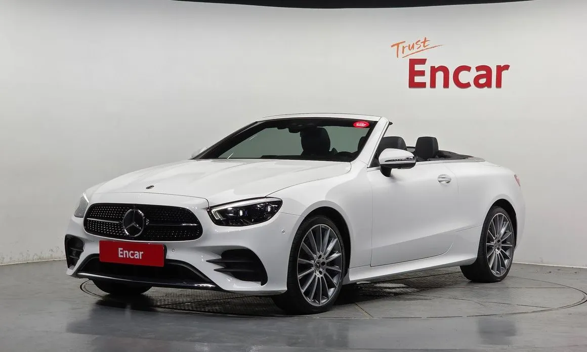 Mercedes-Benz E-Class — фото 1