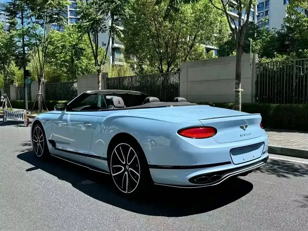 Bentley Continental — фото 6