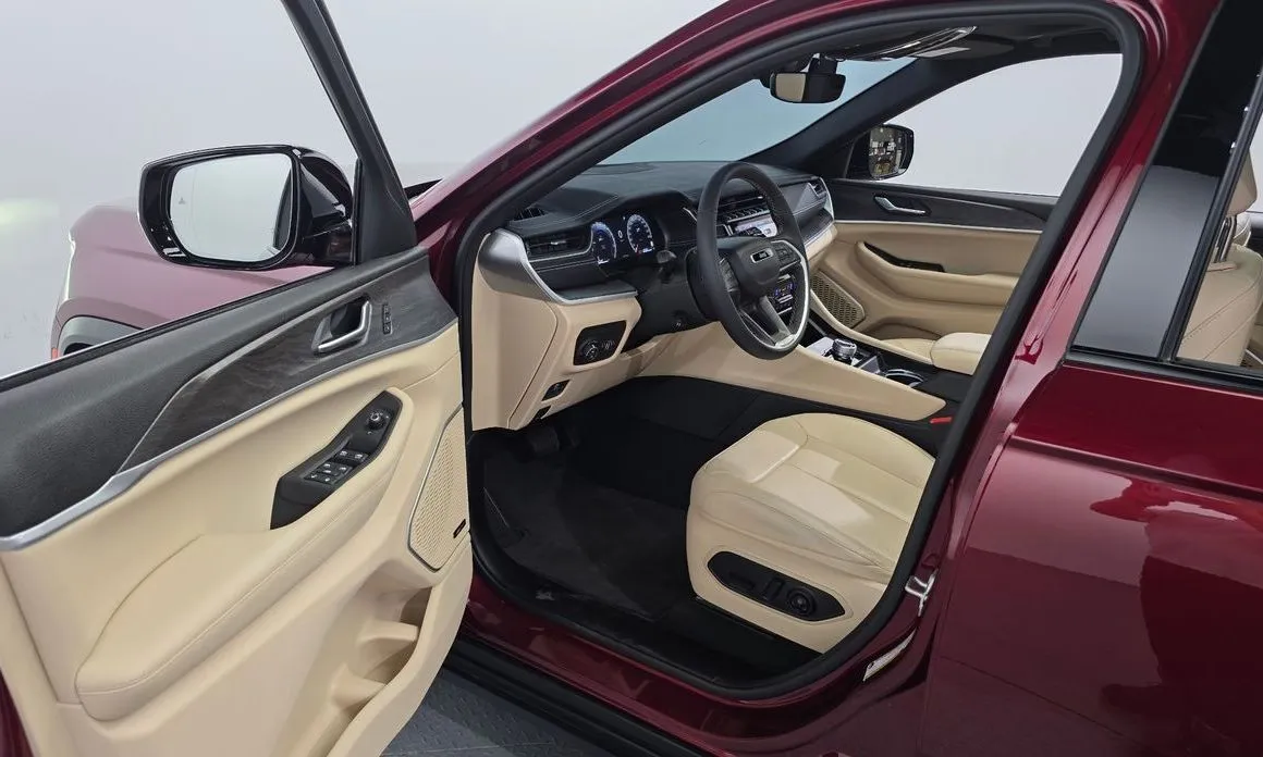 Jeep Cherokee 2023 из KR, фото 8