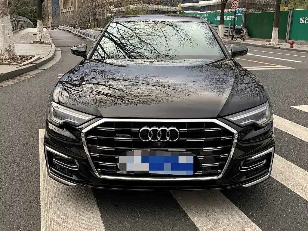 Audi A6L — фото 6