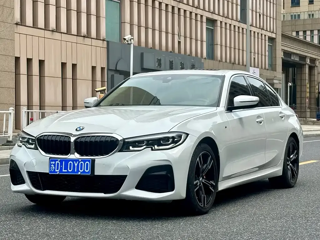 BMW 3 Series — фото 1