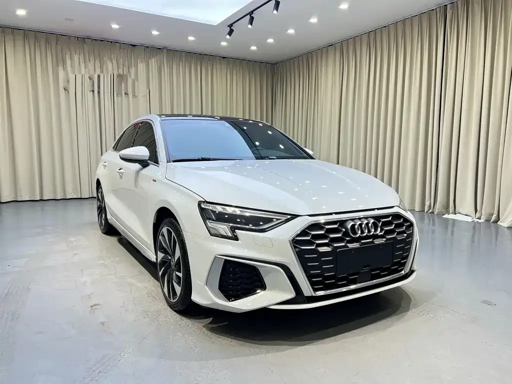 Audi A3 — фото 2
