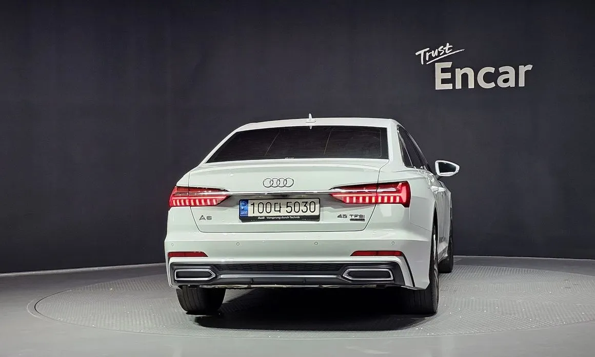 Audi A6 — фото 2