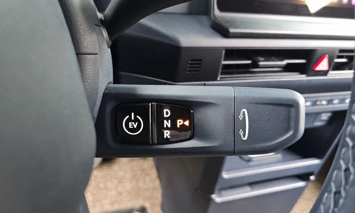 Kia PV5 — фото 10
