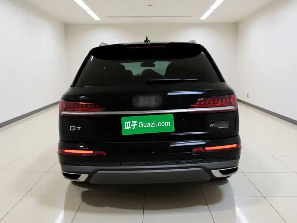 Audi Q7 — фото 6