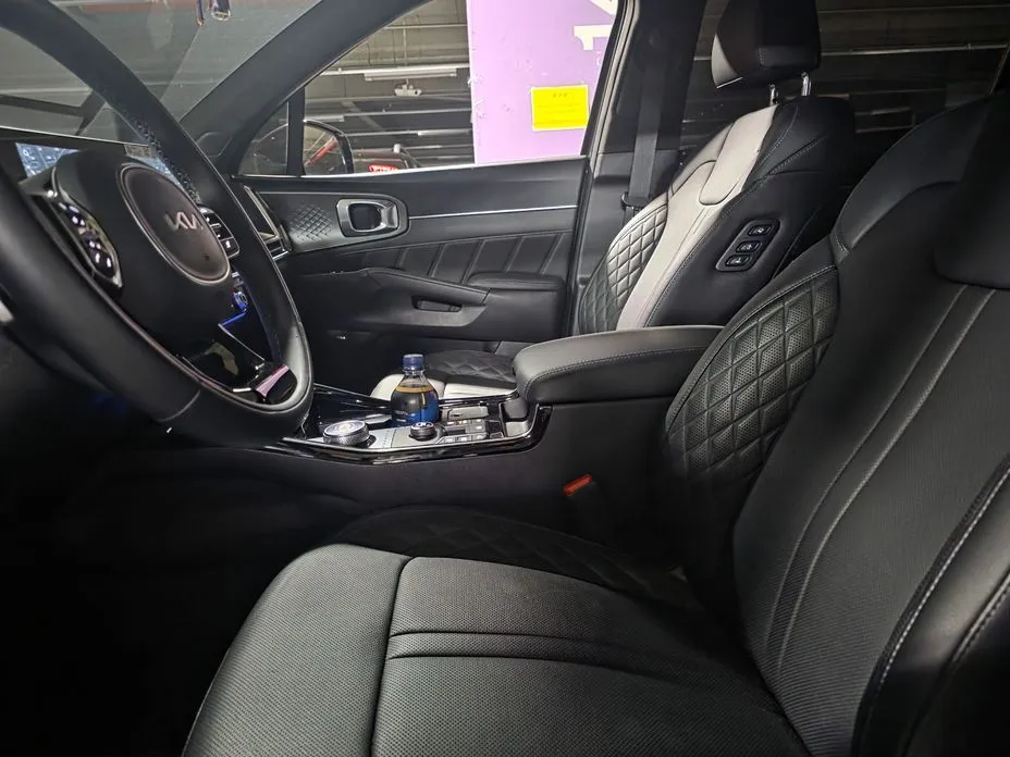 Kia Sorento — фото 8