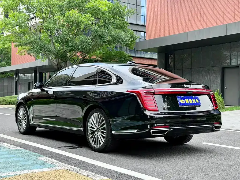 Hongqi H9 — фото 9